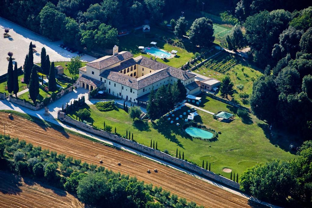 San Pietro Sopra Le Acque Resort&Spa Massa Martana Extérieur photo